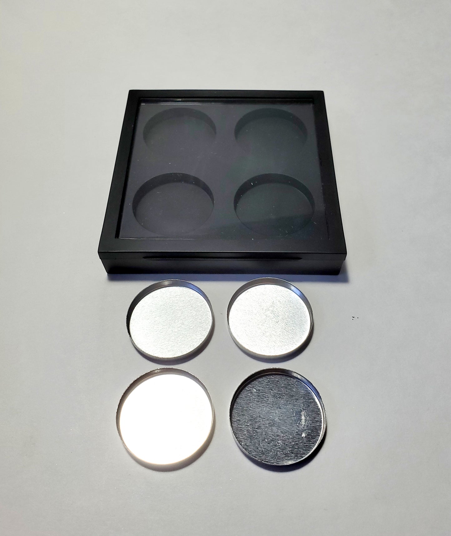 4-Palette Eye Shadow Case