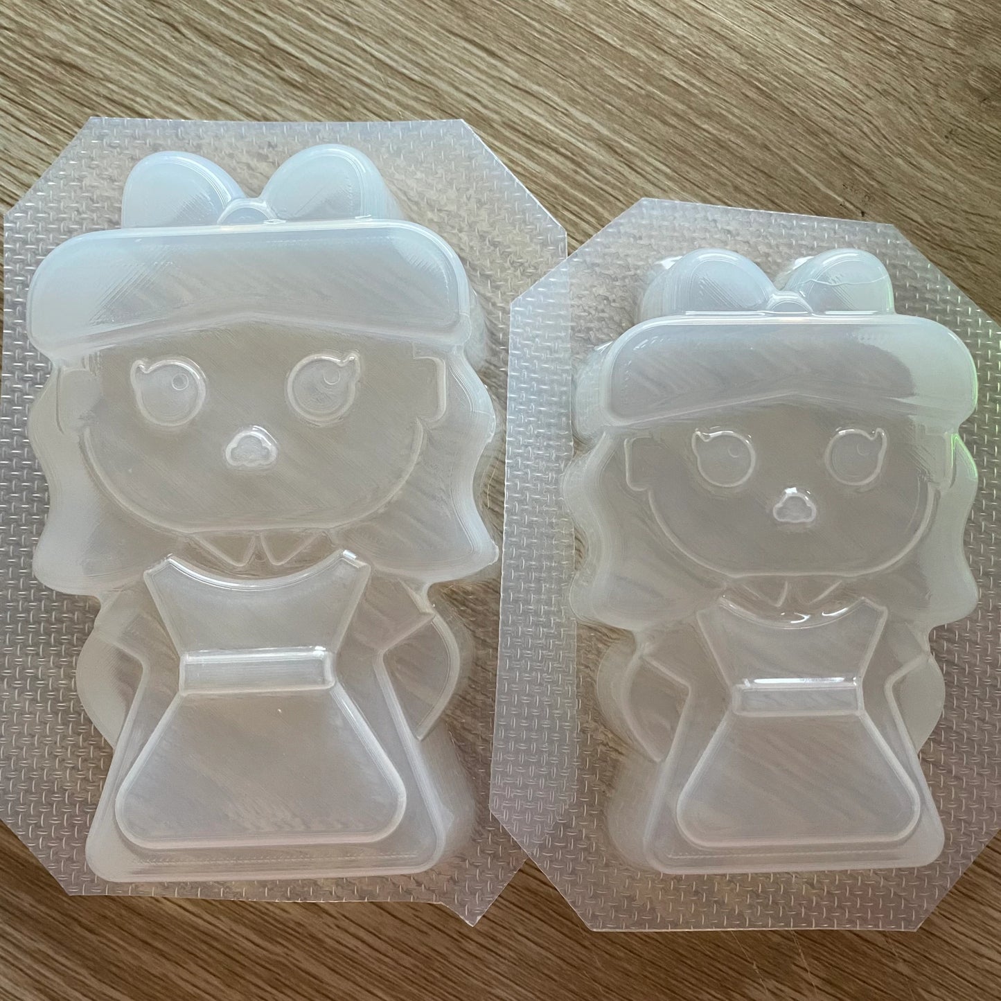 Wonderland (Vacuum Mould)