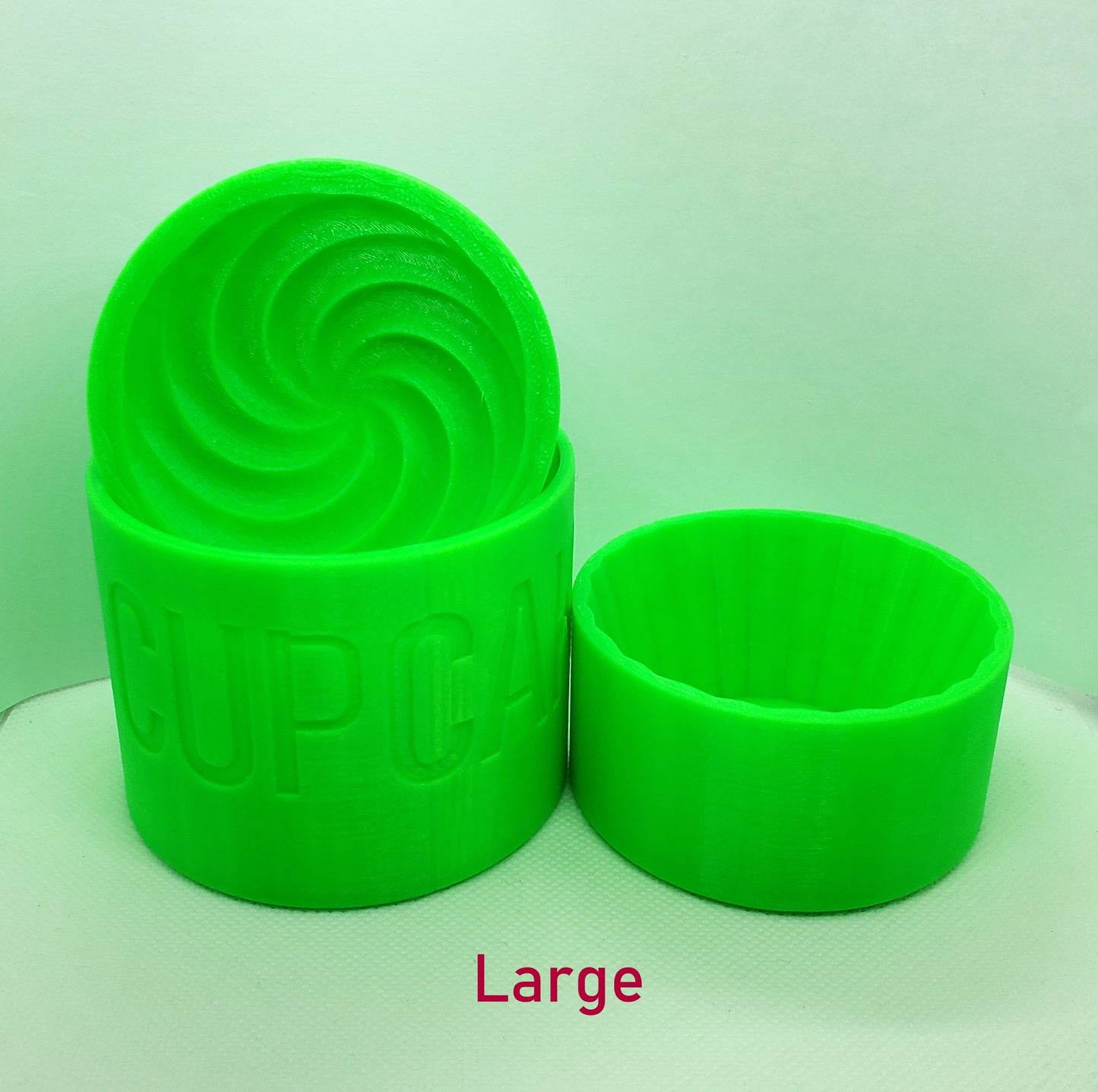 Cupcake Bath Bomb Hand Mould
