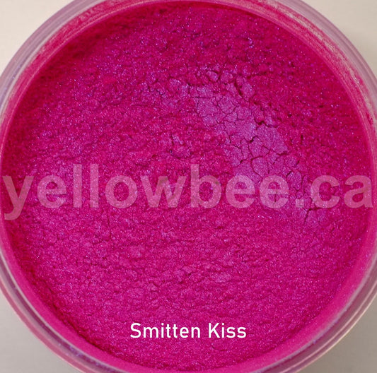 Smitten Kiss
